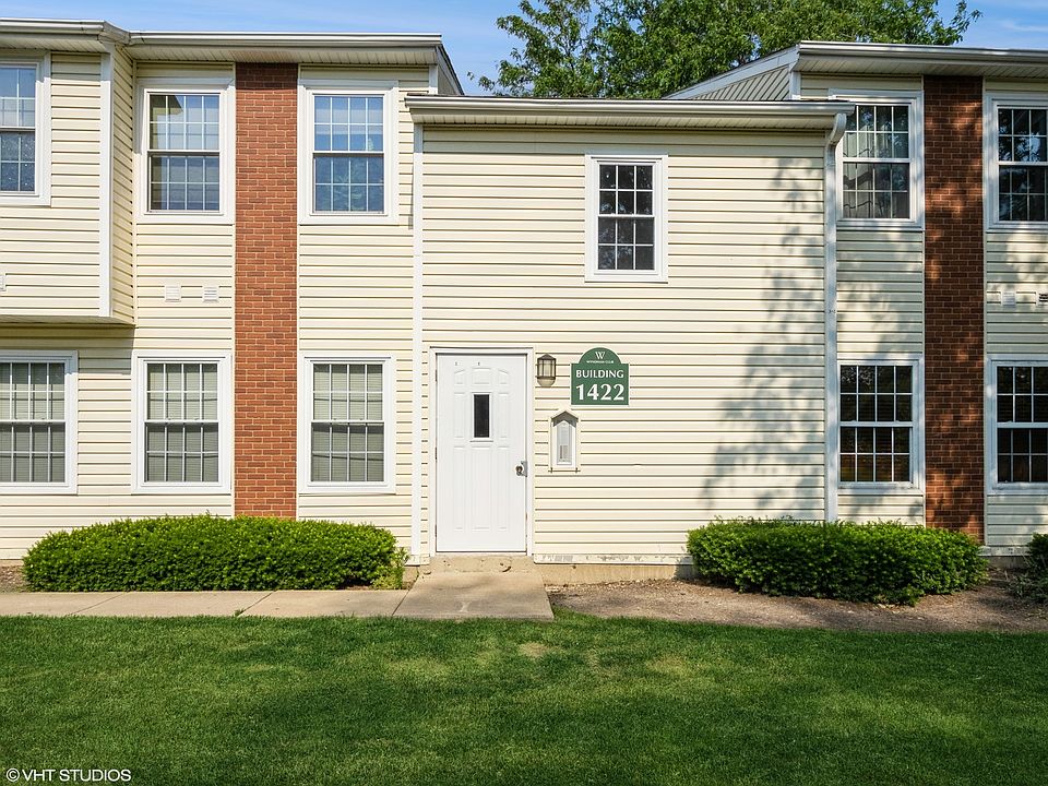 1st image of 1422 E Wyndham Cir APT 204