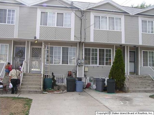 1st image of 46 Summerfield Pl