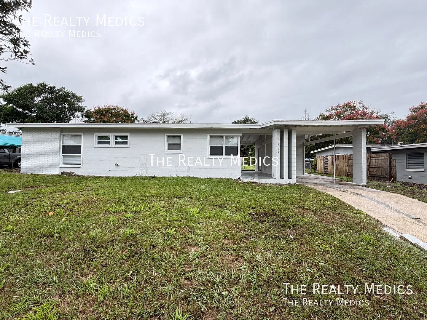 Modern Comfort, Everyday Ease Your Titusville Retreat Awaits! Washer & Dryer Included! Fully-Fenc... — Photo 1