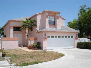 2915 River Run Cir E, Miramar, FL 33025