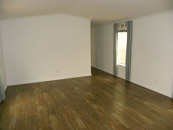 5th image of 7 Plank Rd