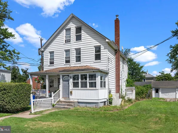 203 Robertson Ave, Morrisville, PA 19067