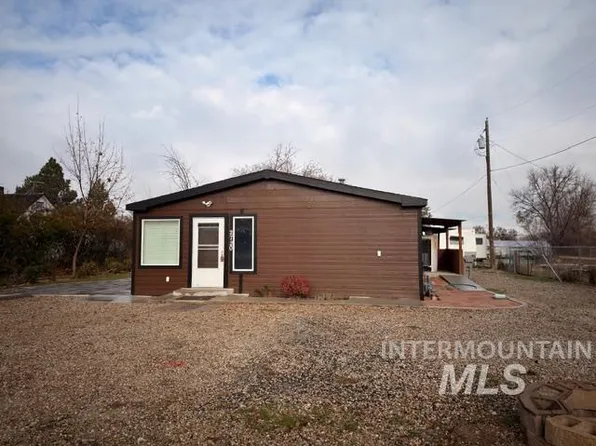 2702 E Victory Rd, Nampa, ID 83687