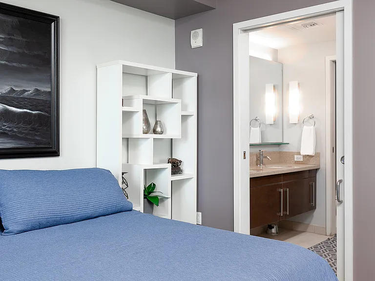 321 10th Ave #1208 — Photo 9