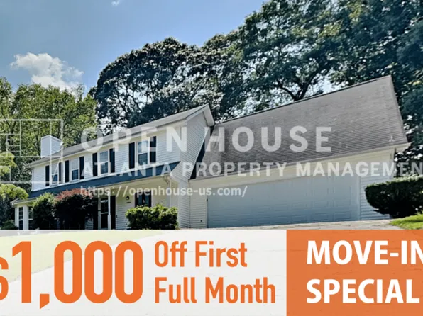 2245 Huntington Dr, Loganville, GA 30052