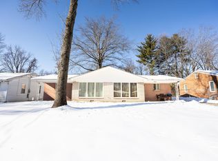 9633 Ridge Heights Rd, Fairview Heights, IL 62208