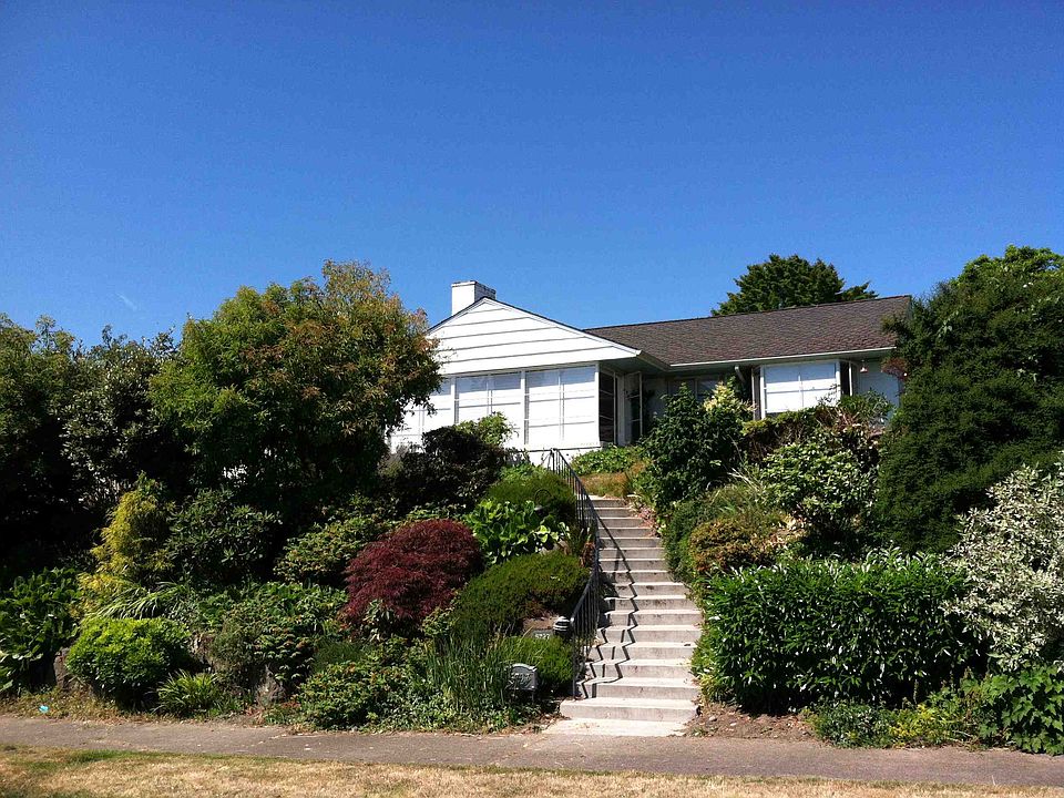 2nd image of 5727 64th Ave NE