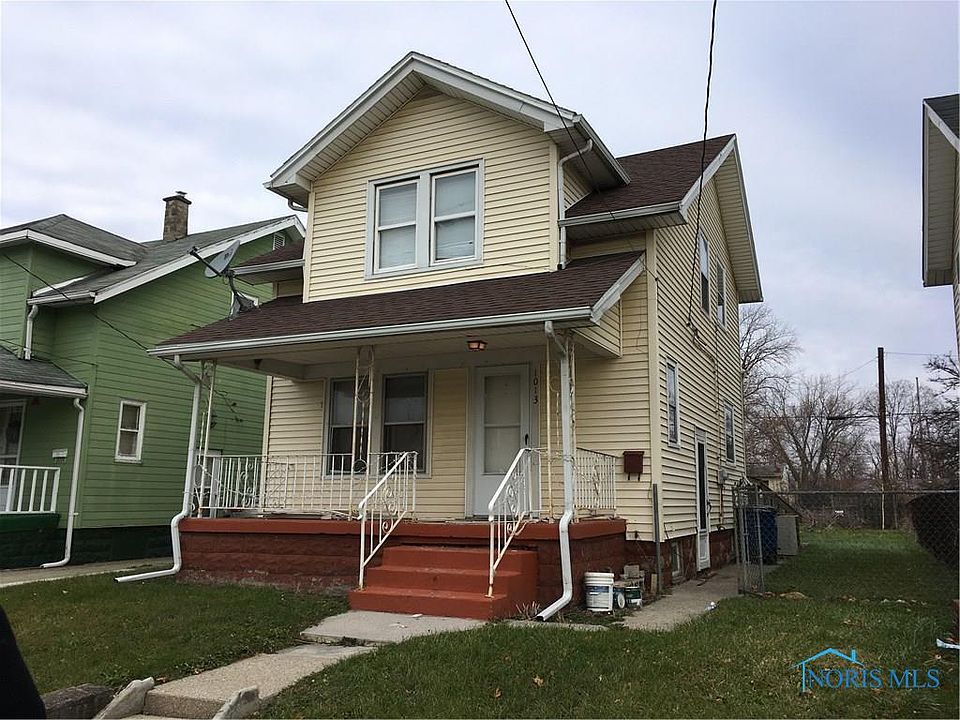 2nd image of 1013 Saint John Ave