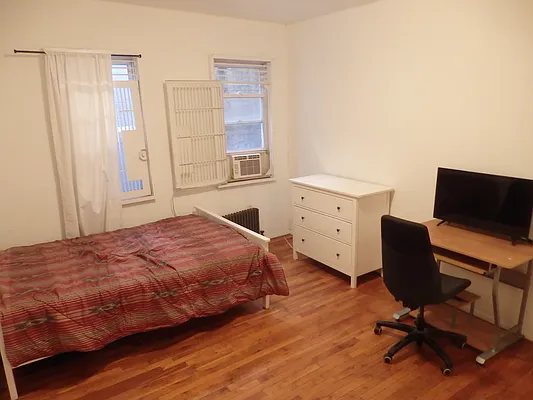 Rented by John O'Kelly Real Estate | media 26