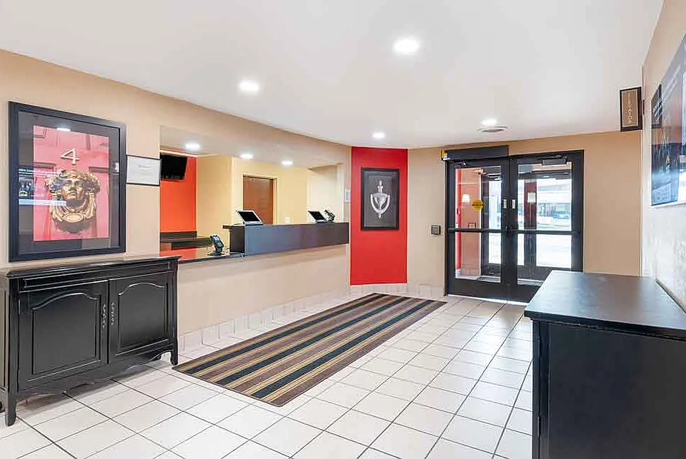 Lobby and Guest Check-in