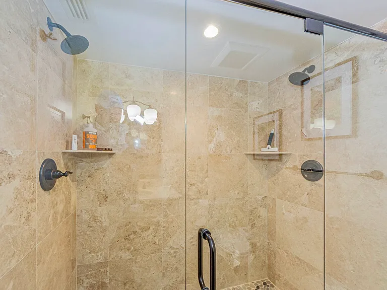 133 E Park Shores Cir #7E — Photo 22