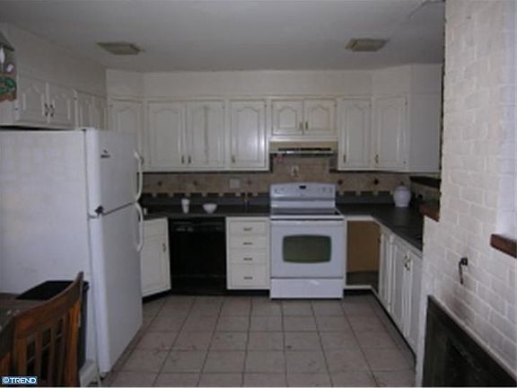 Kitchen BEFORE REHAB
