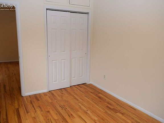 5th image of 239 W 20th St APT 20