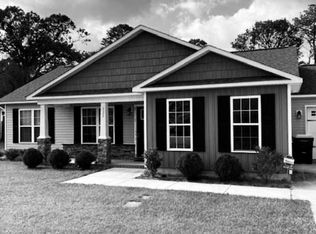222 Long Neck Dr, Richlands, NC 28574