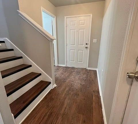 3rd image of 6726 Walnut Valley Dr