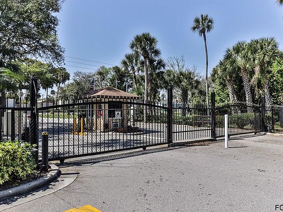 2nd image of 1401 PALMETTO STREET S #709