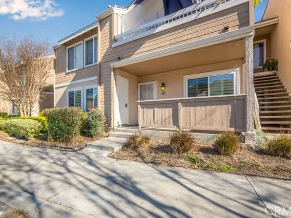 10430 E Briar Oaks Dr APT D, Stanton, CA 90680