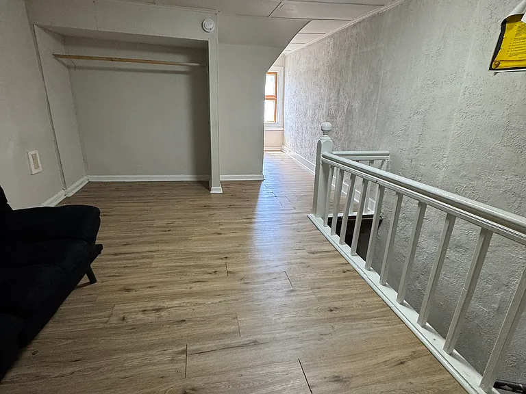 18 Wiley Ave — Photo 16