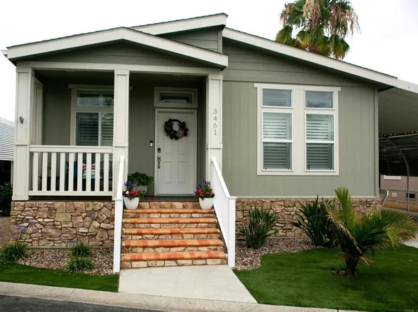 3461 Don Arturo Dr, Carlsbad, CA 92010