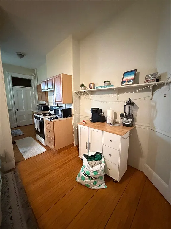 1 bed, 1.0 bath, 650 sqft, $2,550 — Photo 4