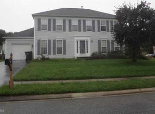 13 Buttonwood Ct, Newark, DE 19702