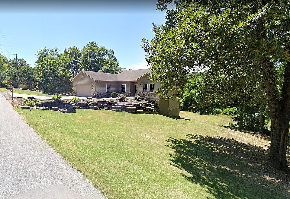 1st image of 48 Taylor Dr