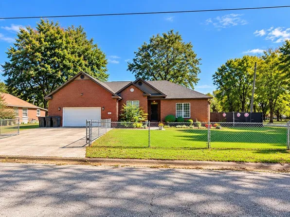 740 Sykes St, Decatur, AL 35601