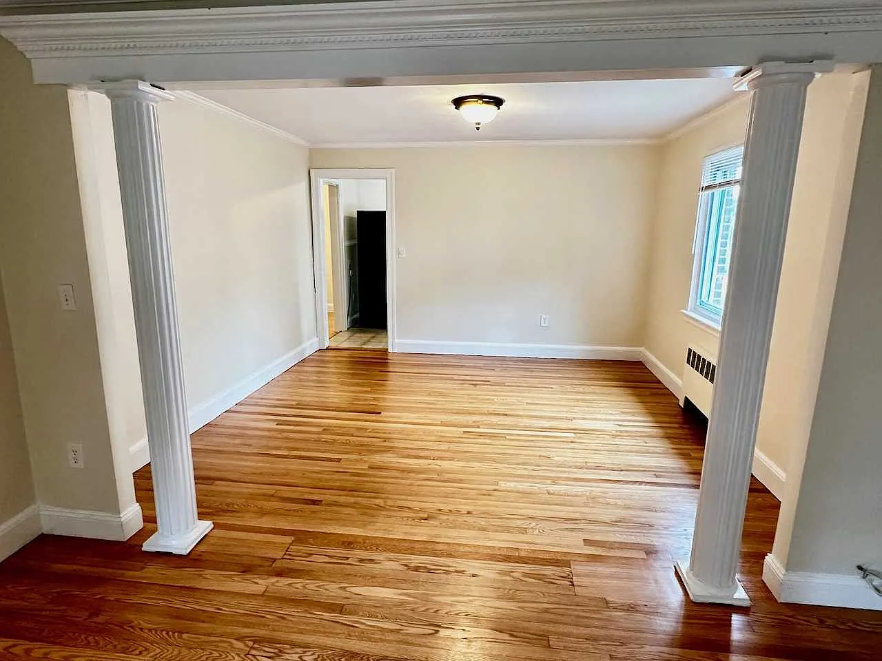 3 bed, $3,600 — Photo 4