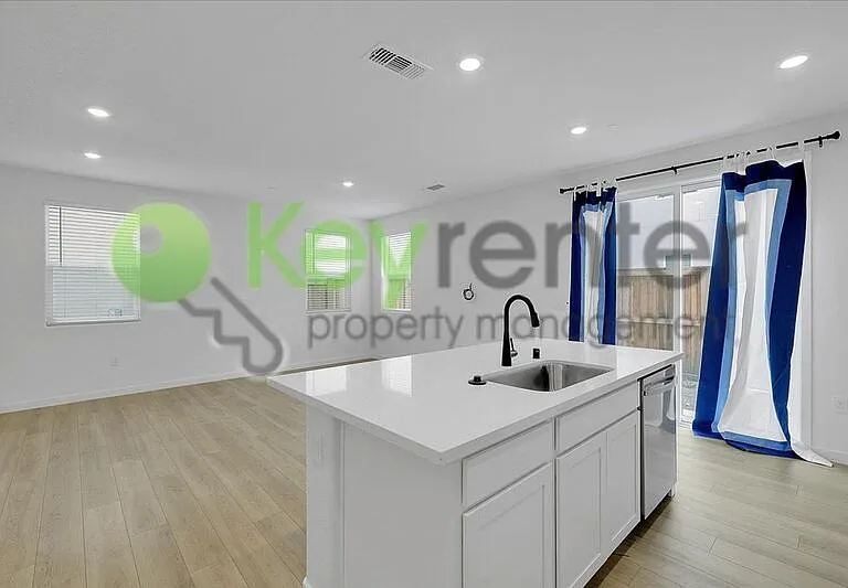 1114 Bengal Loop — Photo 8