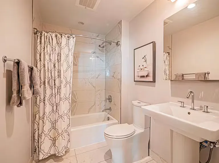 45 Sutton Sq SW #4003 — Photo 22