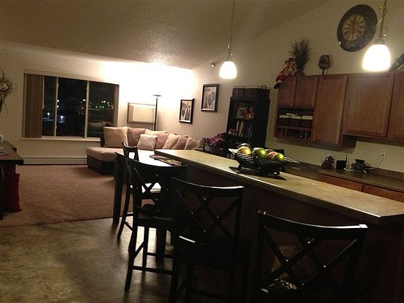 KitchenLivingroom