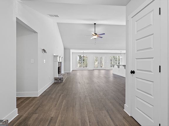 3rd image of 474 Oil Mill Rd #11