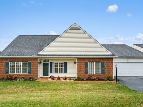 7384 Dress Blue Cir, Mechanicsville, VA 23116