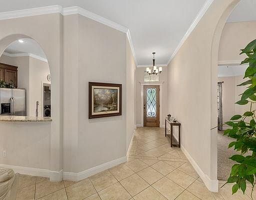 4th image of 186 Whispering Valley Dr
