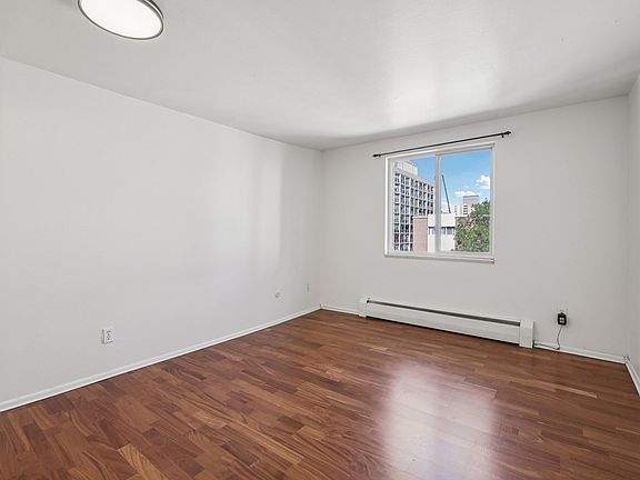 Bedroom, unfurnished