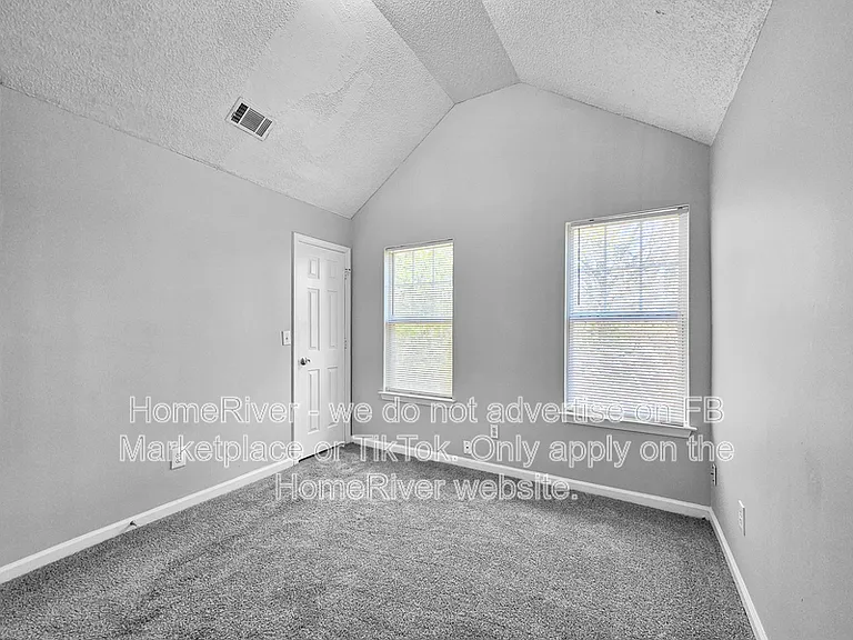 3010 Stonebridge Creek Dr — Photo 11