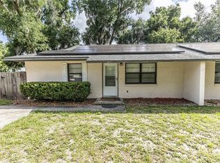 301 Curry St, Wildwood, FL 34785