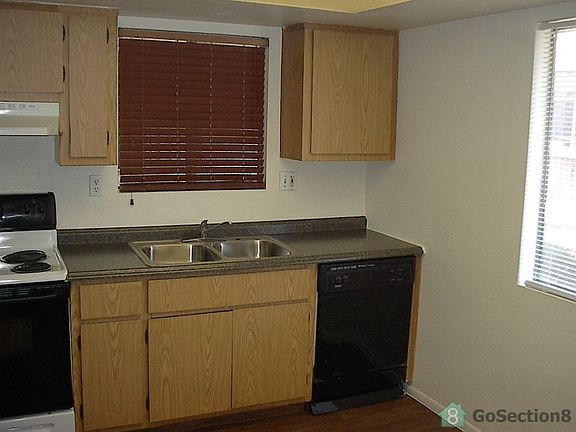 5th image of 2507 W Hayward Ave