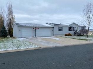 310 Western Ave, Green Isle, MN 55338