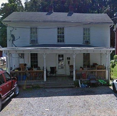 2nd image of 208 S Winchester Ave