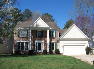 114 E Laurenbrook Ct, Cary, NC 27518