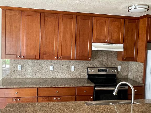 5th image of 5578 Spinnaker Dr APT 3