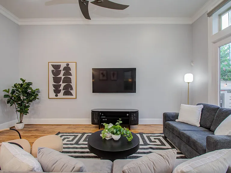 5620 Petty St — Photo 9