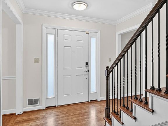 3rd image of 2340 Defoors Ferry Rd NW