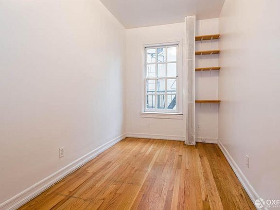 3rd image of 2 Milligan Pl APT 2