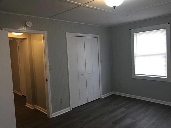 2nd image of 612 E 7th St