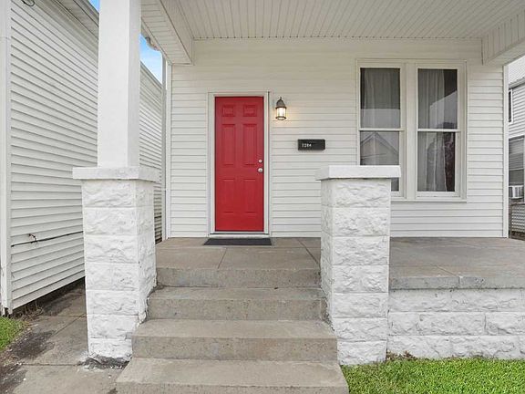 4th image of 1208 Oakley St