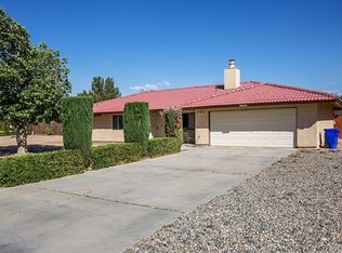 14151 Cuyamaca Rd, Apple Valley, CA 92307