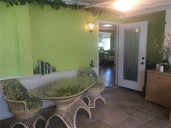 3rd image of 208 Villa Dr #208