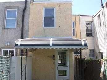 2nd image of 1313 E Oxford St